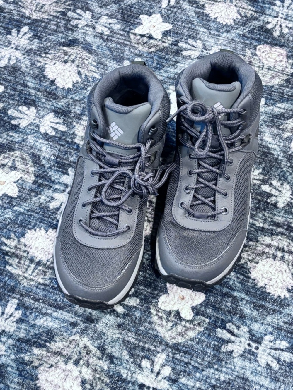 Columbia Charcoal Gray Outdoor Hiking Boots